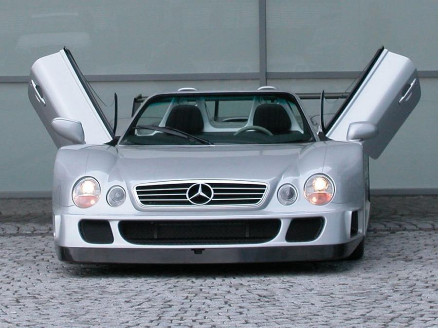  Mercedes-Benz CLK GTR AMG Roadster 2002 года  (фото 8 из 21)